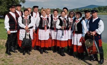 Folklor spod Łysicy - zespoły ludowe gminy Bodzentyn.
